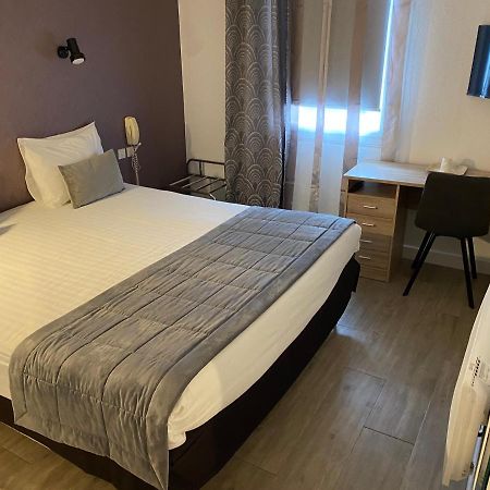 Location Chambres Hotel Joly Dun-le-Palestel ภายนอก รูปภาพ