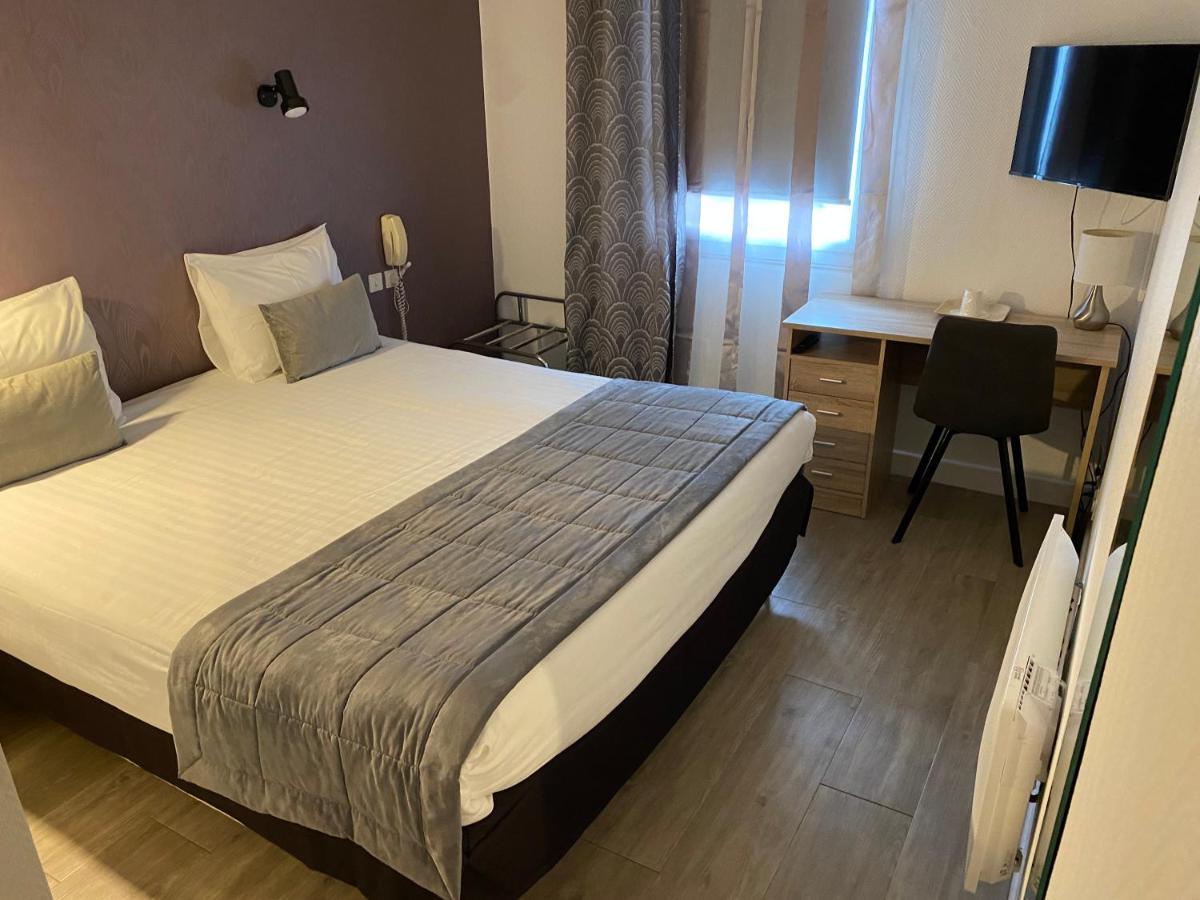 Location Chambres Hotel Joly Dun-le-Palestel ภายนอก รูปภาพ